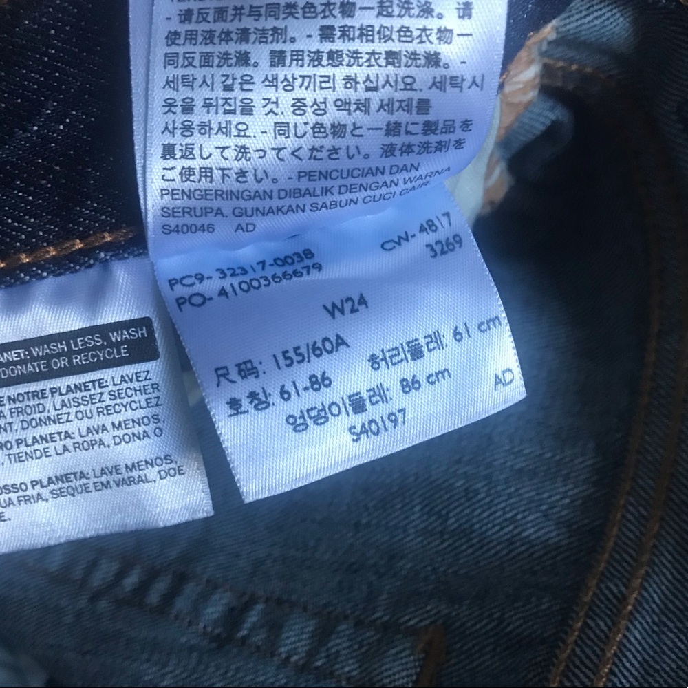 Levi’s 501 Original Fit Shorts - Picture 4 of 5